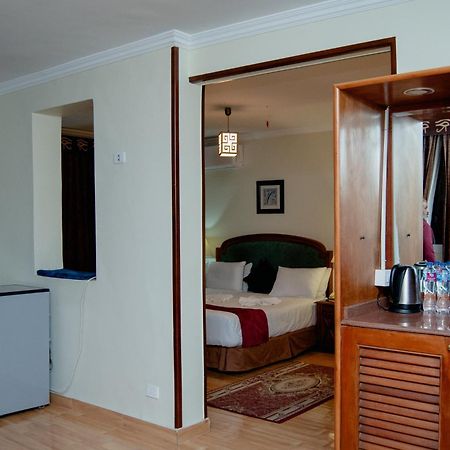 Pyramids Tower Inn Nazlet el-Sîsi Exterior foto